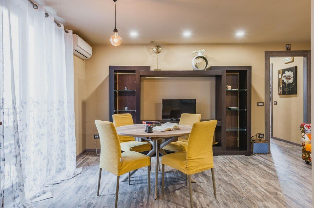 Фото Ursino Apartment With Balcony by Wonderful Italy