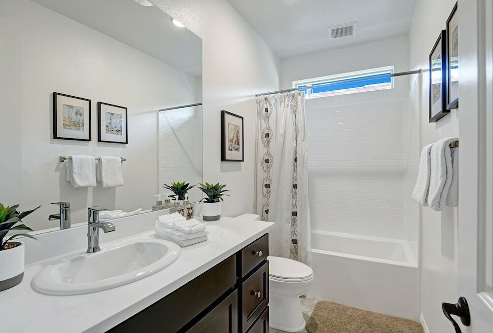 Фото The Gryffin