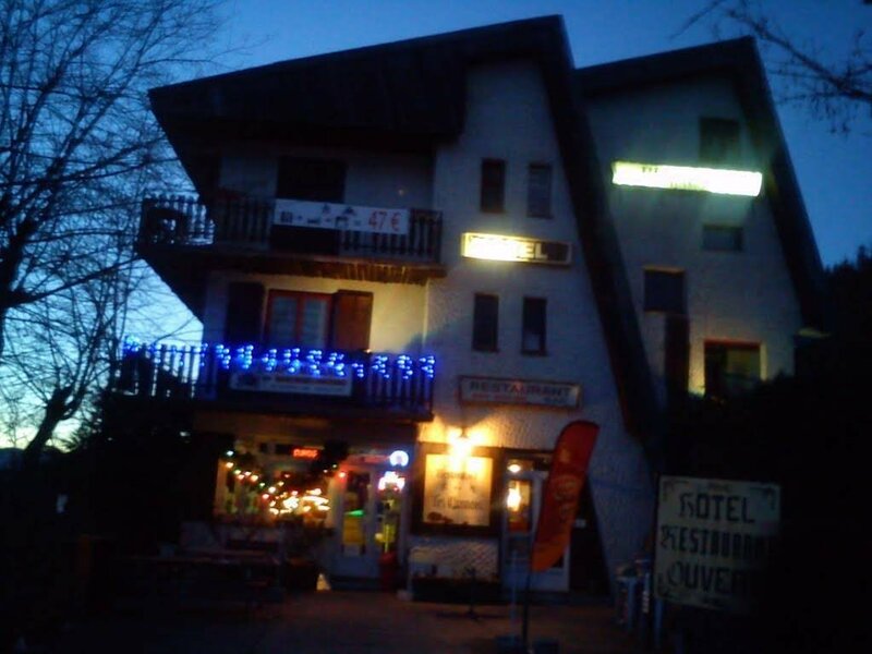 Гостиница Hôtel Les Chamois