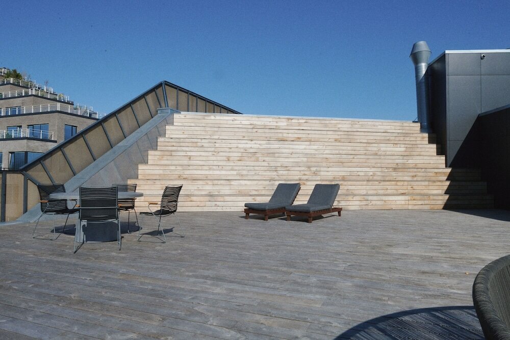 Фото By The Pier apartments - Into This Place