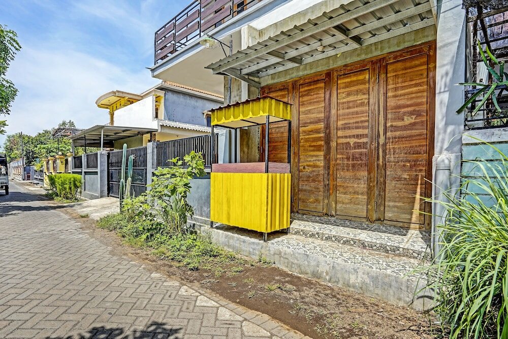 Фото Spot On 91824 Rumah Kaloka Syariah