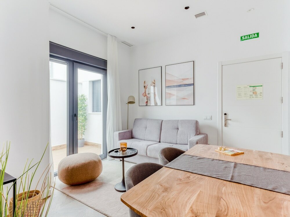 Фото Limehome Malaga Calle Ancha del Carmen