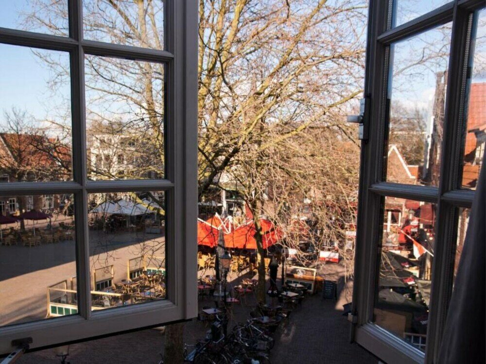 Фото Long John’s Hotel