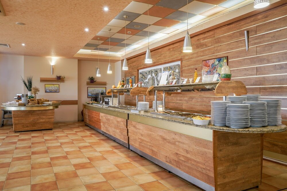 Фото Hotel Sandy Beach - All Inclusive