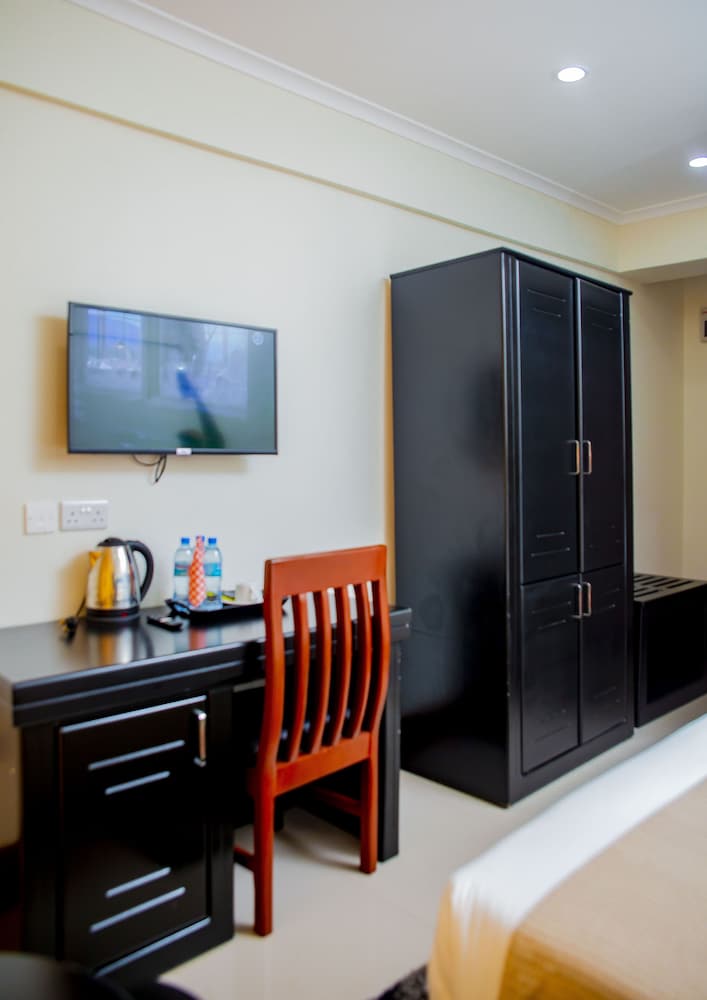 Фото Eden Highlands Hotel