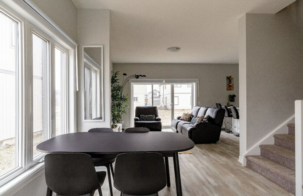 Фото Luxury Entire house mins Niagara falls & Brock uni