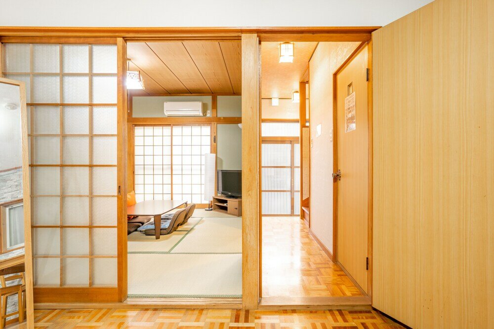 Фото Sakuragawa no hakugetu Osaka Castle Villa