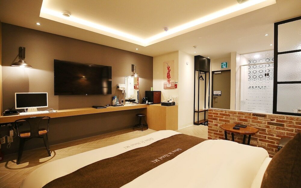 Фото Yesan M1 Self Check-in Hotel
