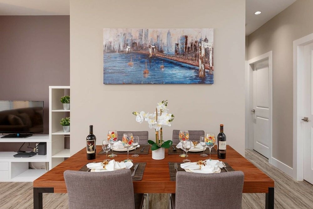 Фото Private and Cozy 2bdr 2ba Home in Kitsilano