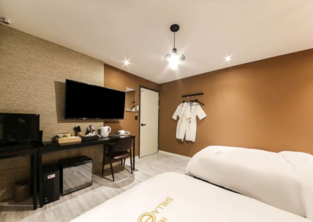 Фото Shilla E Stay Motel