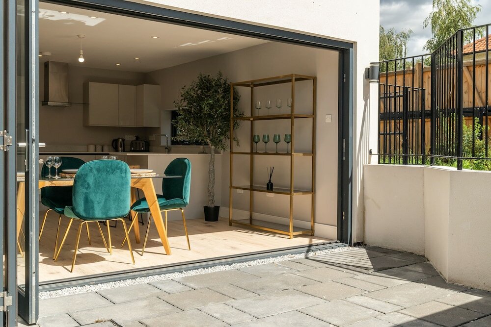 Фото Howsman Road