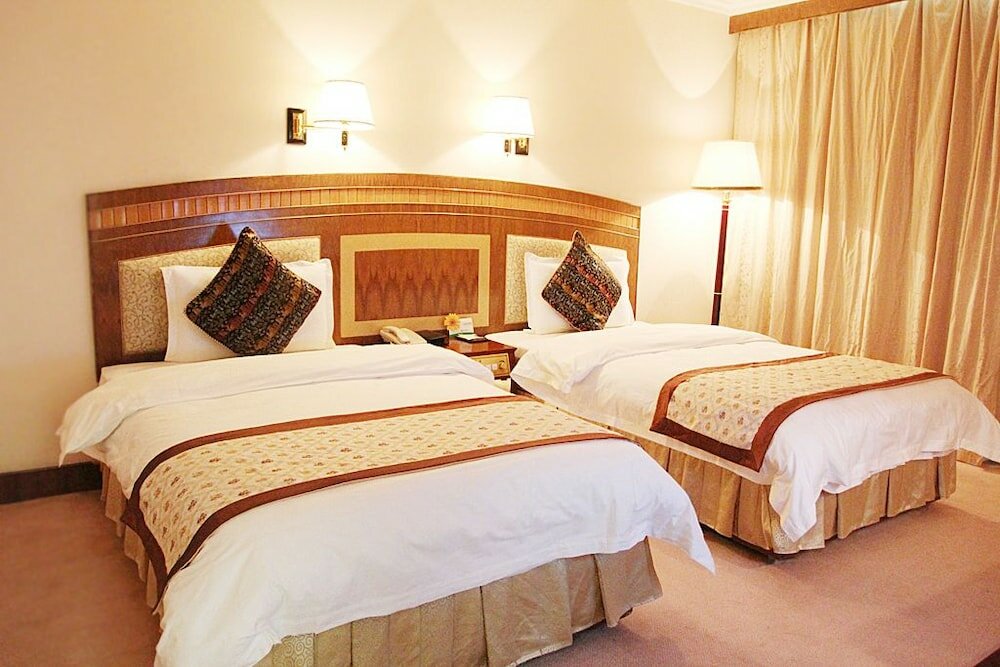 Фото Zhongfayuan Hotel