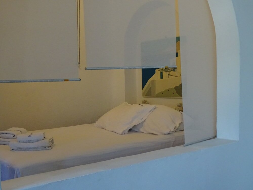 Фото Monolithos Villa