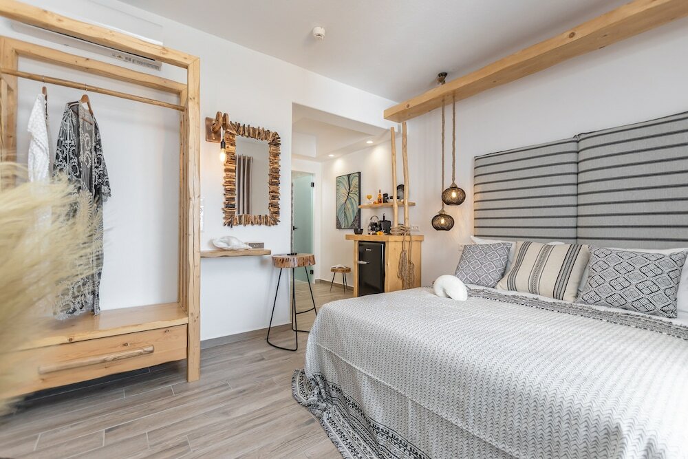 Фото Naxos Contelibro