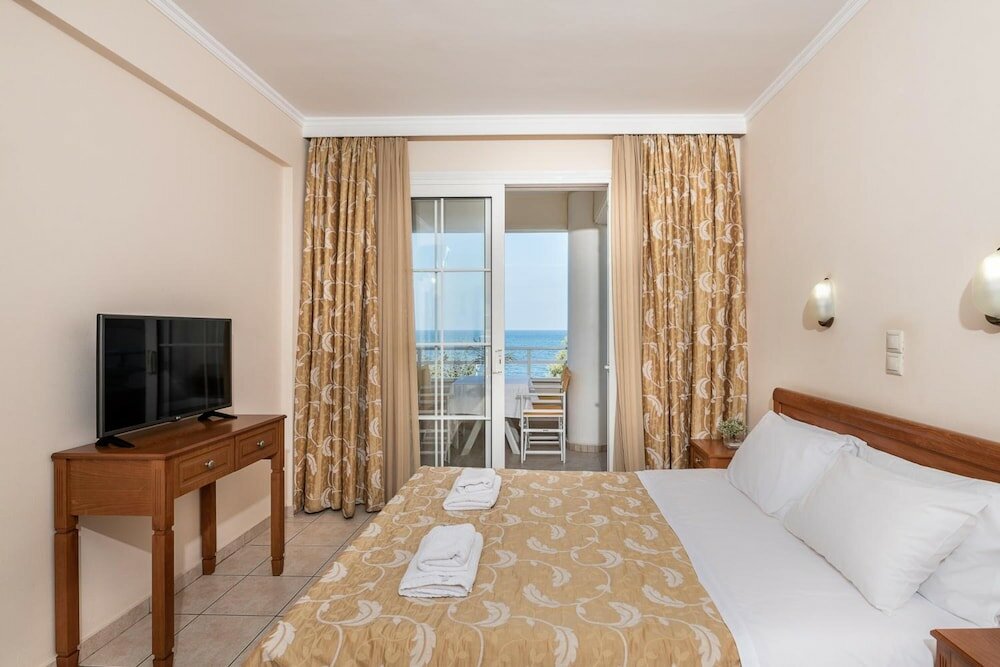 Фото Angela Beach