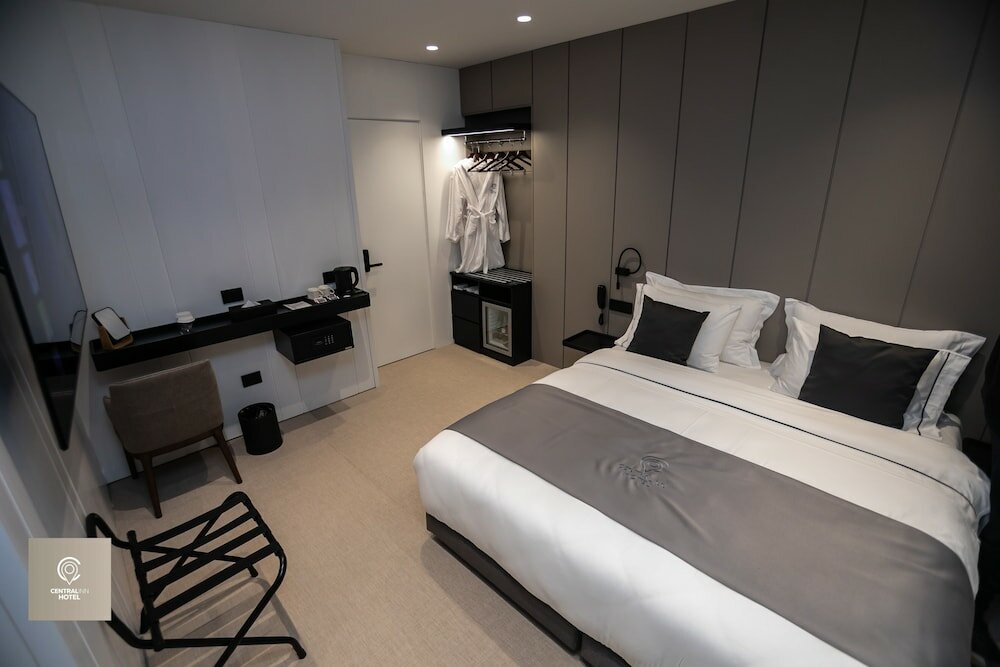 Фото CentralInn Hotel Tirana