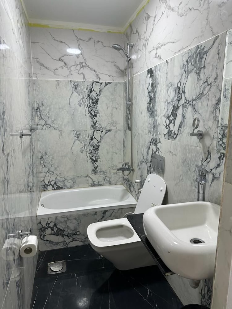 Фото Palace Court