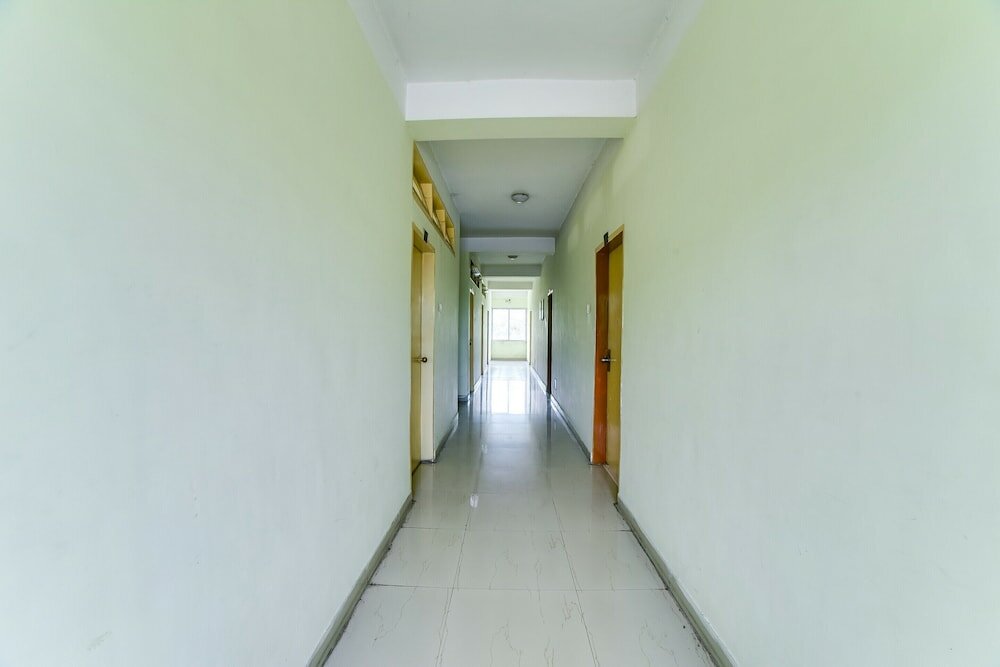 Фото Spot On 62000 Hotel The Raj Palace