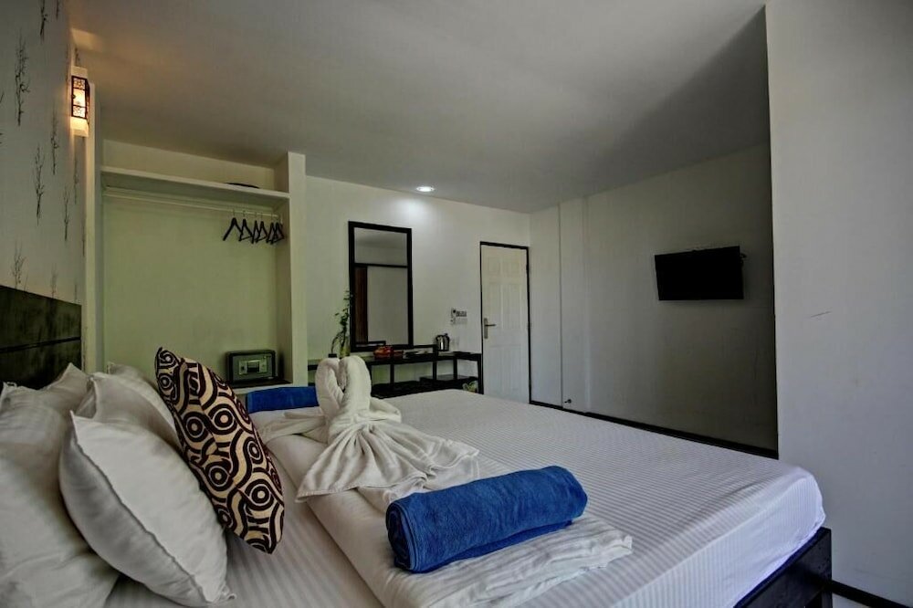 Фото Crown Beach Villas