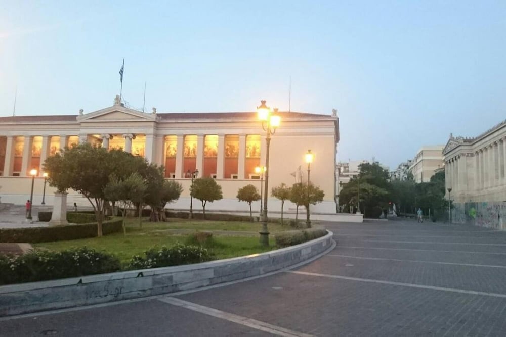 Фото The Athens Experience in Exarchia