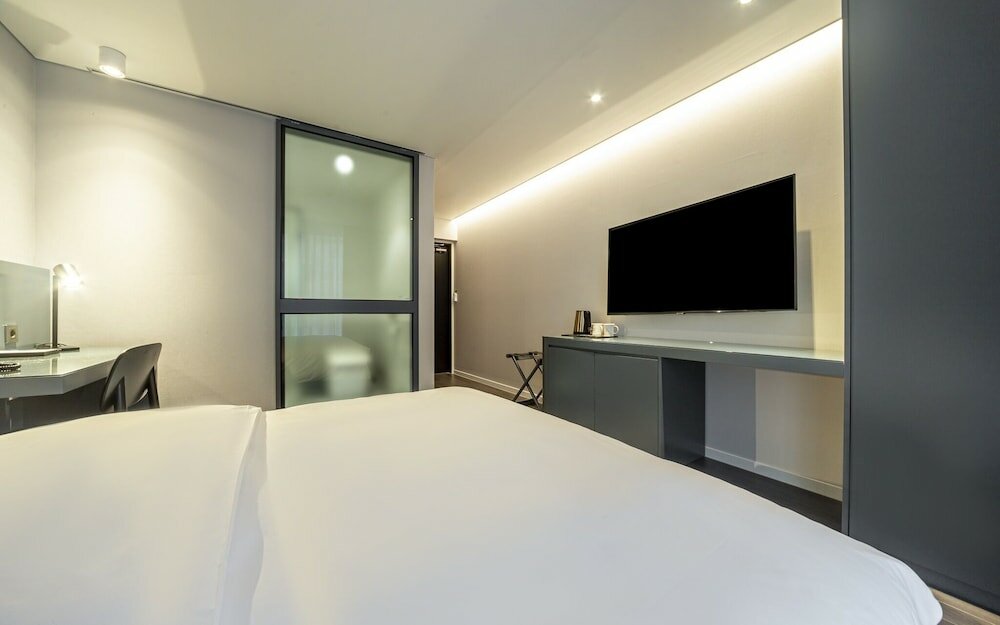 Фото Pohang Daejam-dong Hotel Noblion