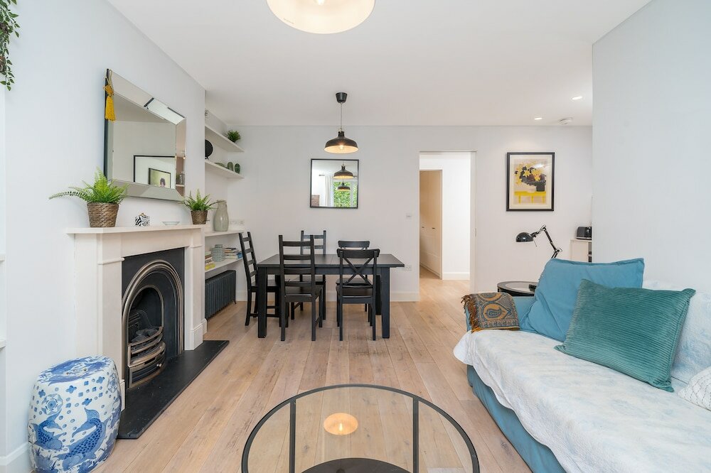 Фото Altido Stylish 2-Bed Flat W Private Garden In Notting Hill