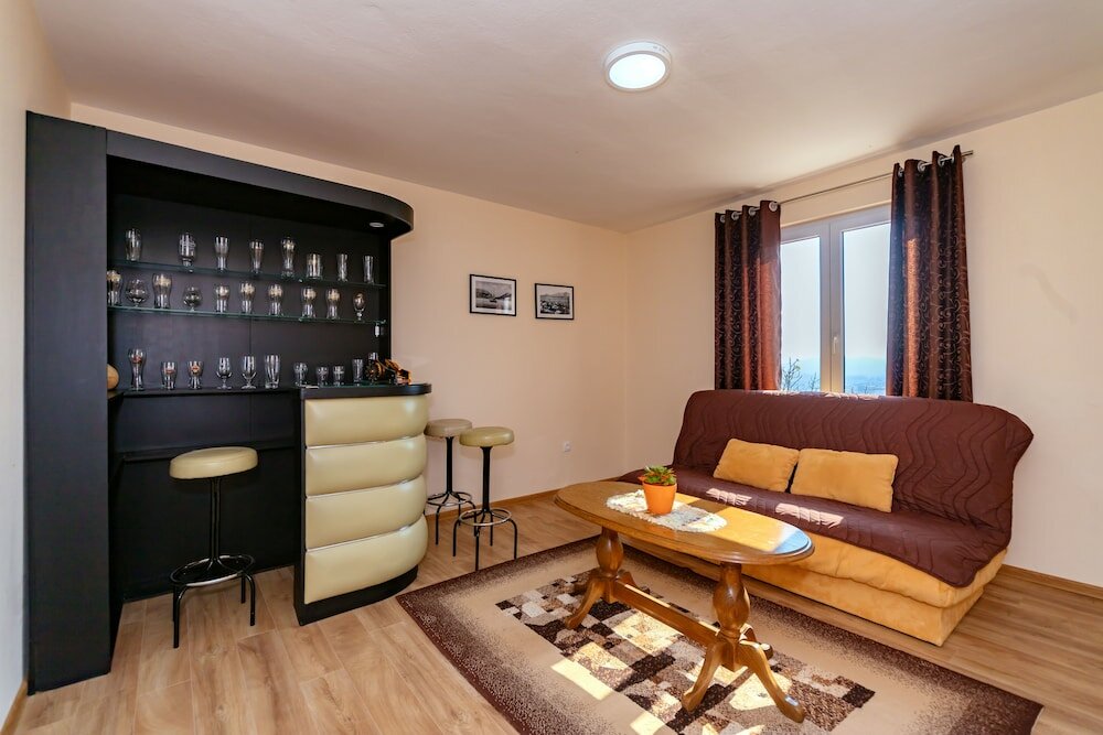 Фото Holiday House Uphill Glavanovic