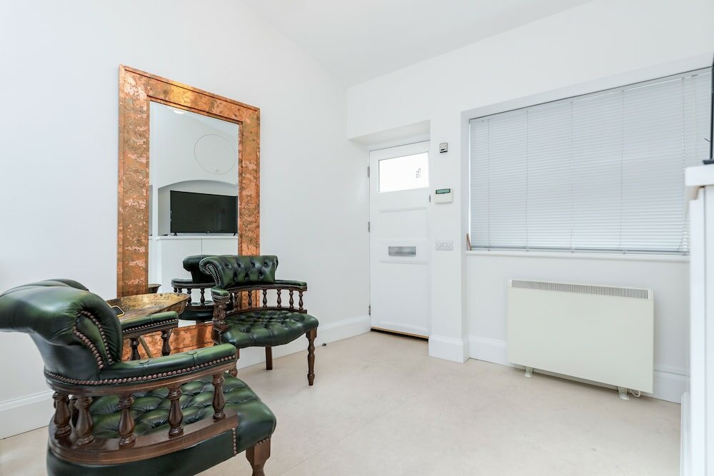 Фото Distinctive apartment for 3 with mezz