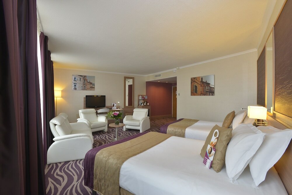 Фото Plaza Hotel Capitole Toulouse