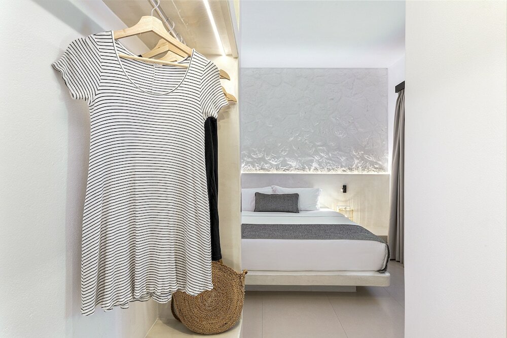 Фото Onyx Hotel & Suites