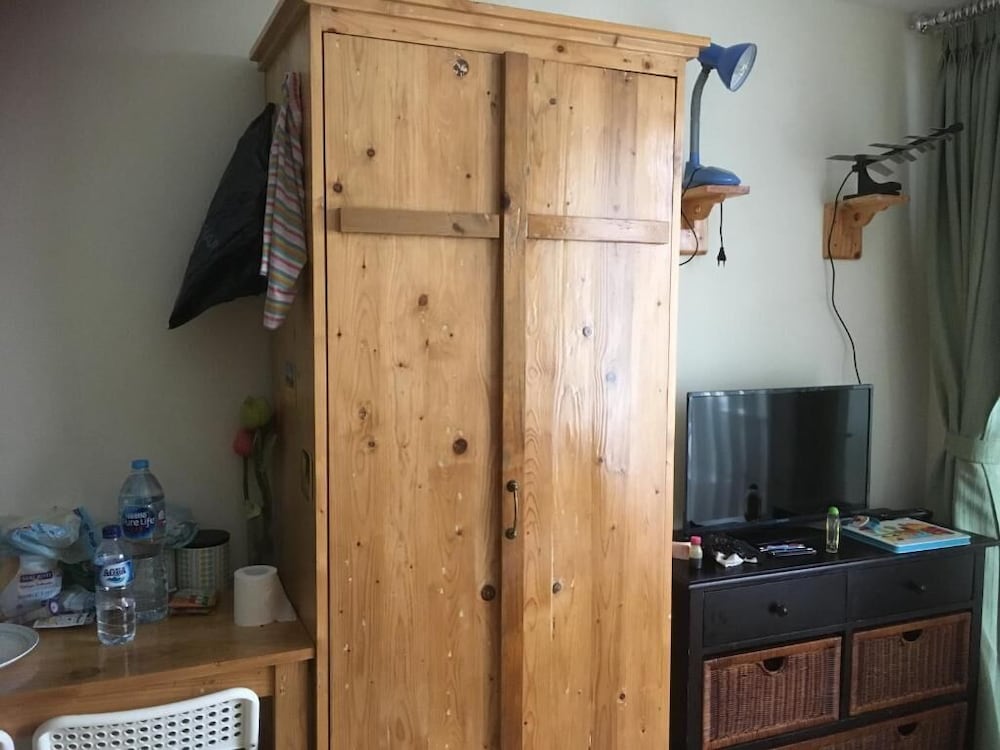 Фото Beverly Dago Apartment by HouseinBandung