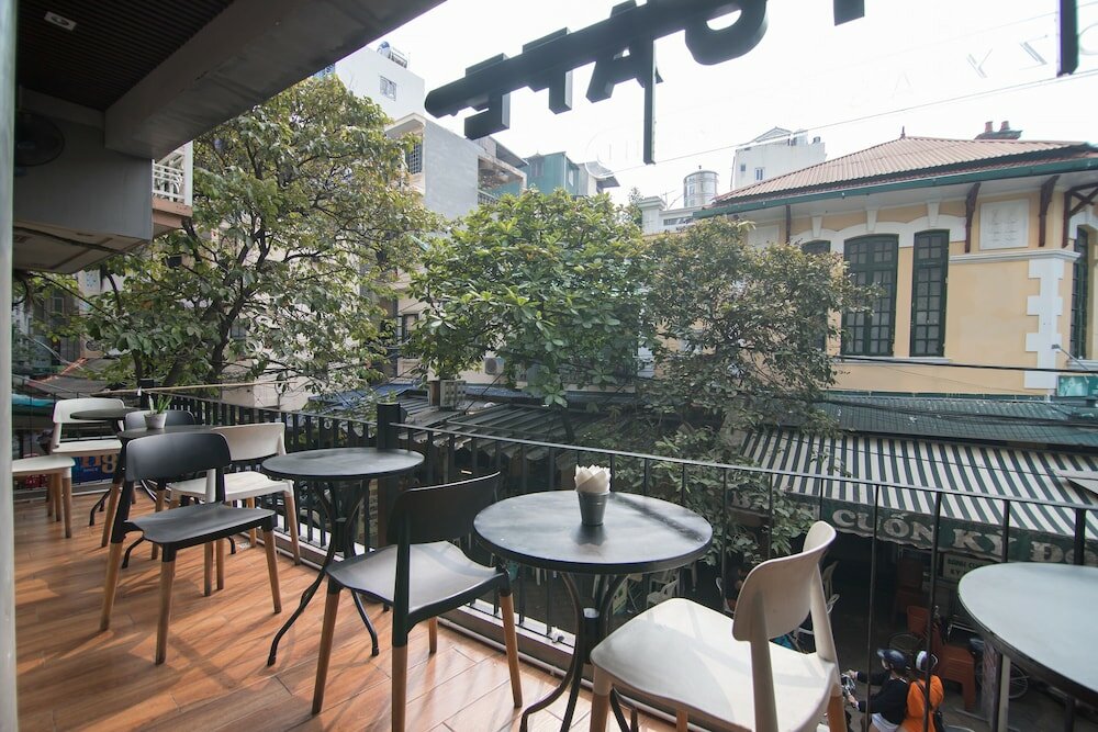 Фото Halley Hostel & SPA Hanoi
