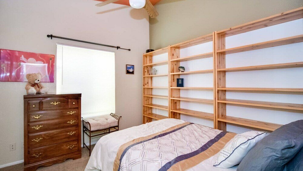 Фото North Phoenix 6 Bedroom With Guest House & Pool!