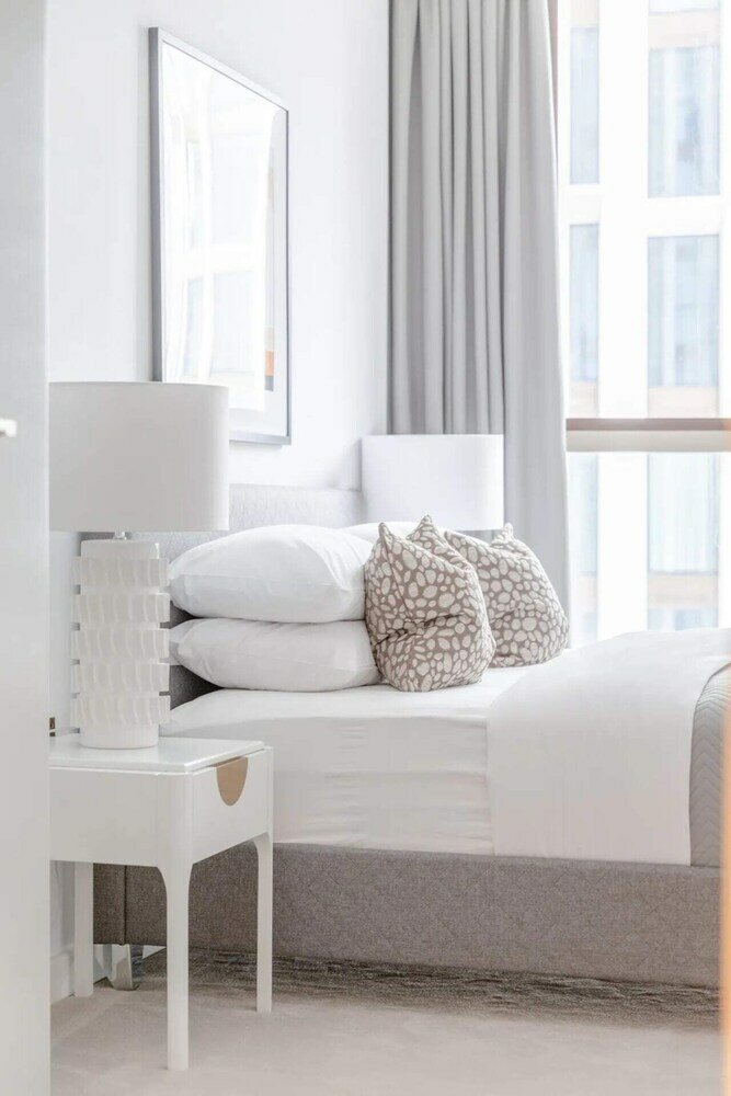 Фото Luxurious 2bd Flat by the River - Vauxhall