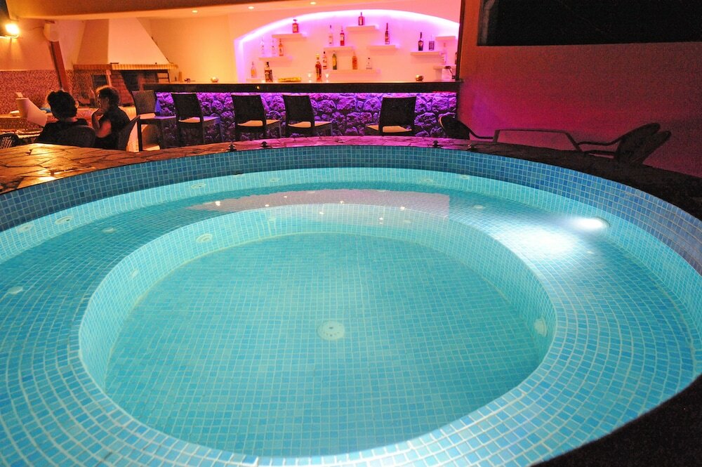 Фото Orfeas Apartments