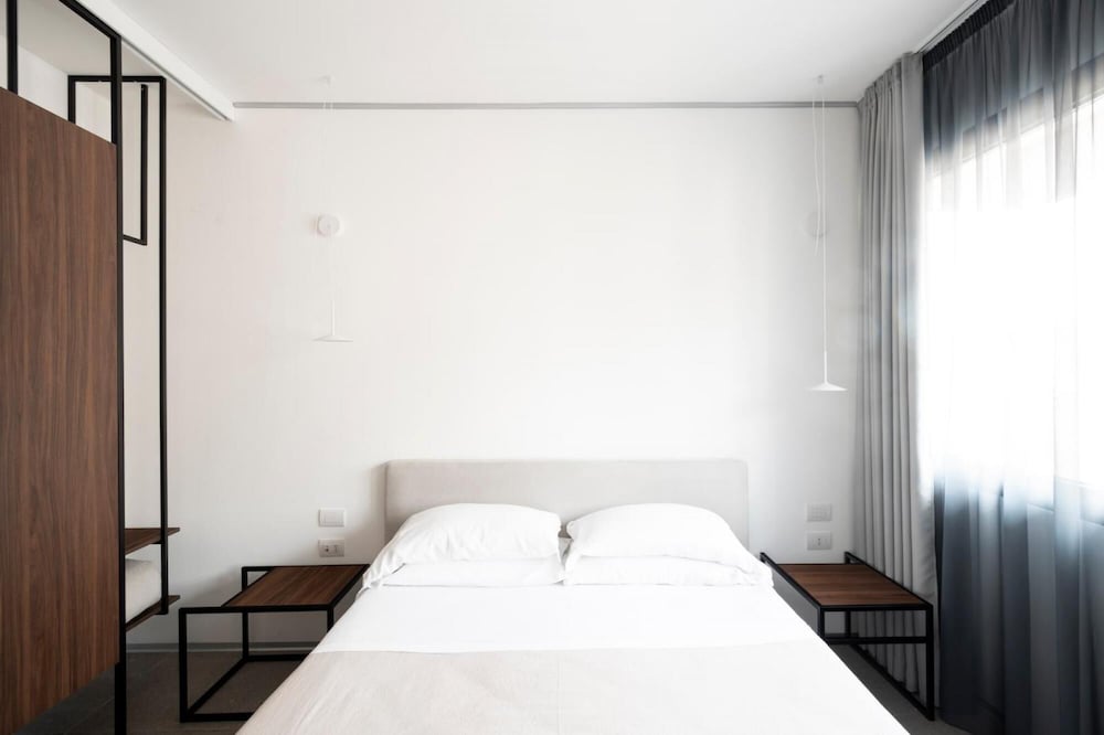 Фото Alkamuri Posh Hotel SPA - 101 Suite Deluxe