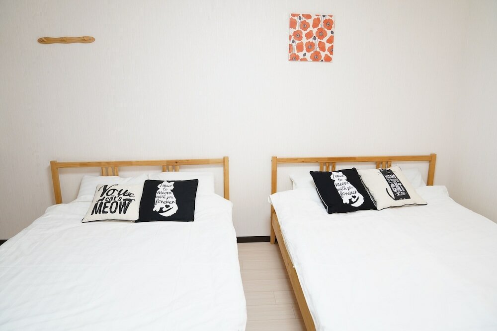 Фото Metro Hanazonocho Apartment 2