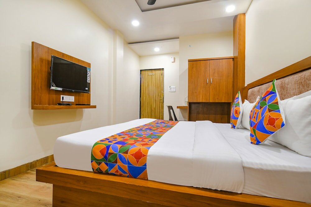 Фото Fabhotel Atharv