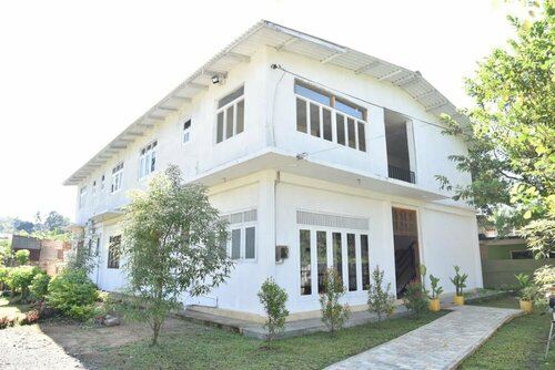 Гостиница Red Lotus Holiday Resort в Бадулле