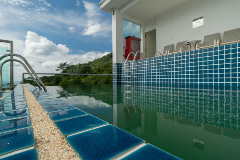 Гостиница GoldStone Residency Patong, Phuket