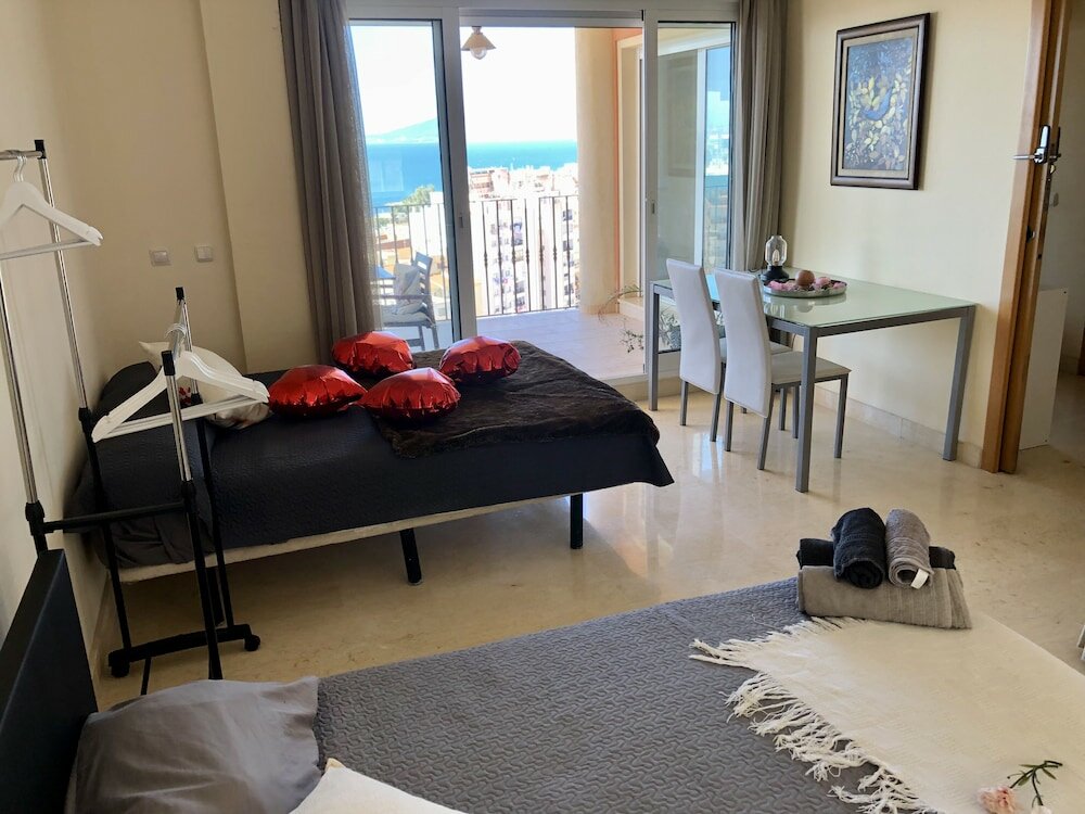 Фото Rooms in Seafront Villa