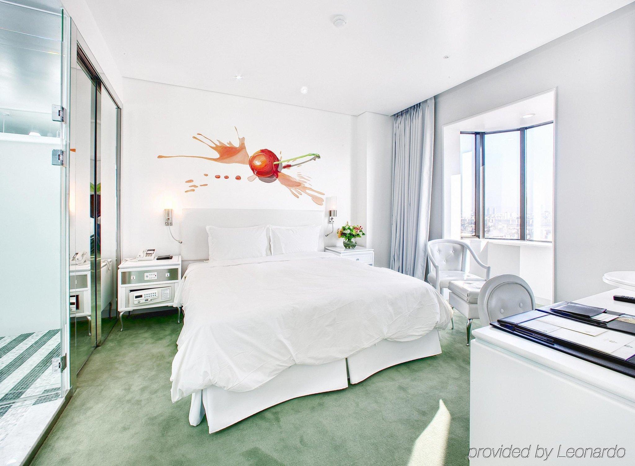 Фото Imperial Palace