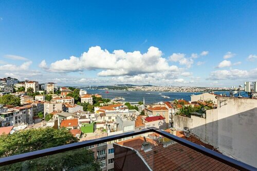 Cihangir'de Boğaz Manzaralı Merkezi Daire, kısa süreli konaklama ...