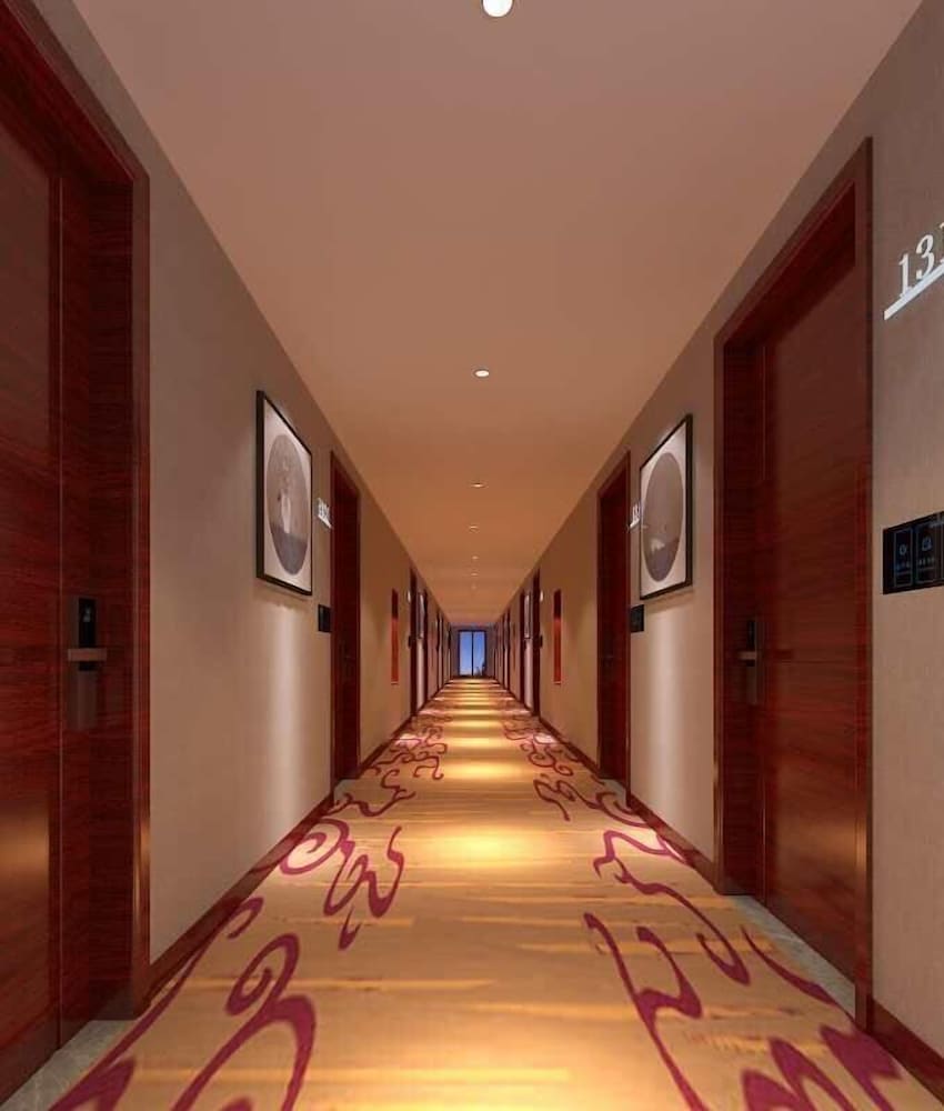 Фото Xian Guotai grand hotel