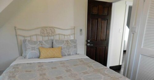 Гостиница Sapodilla House в Харбор Айленд