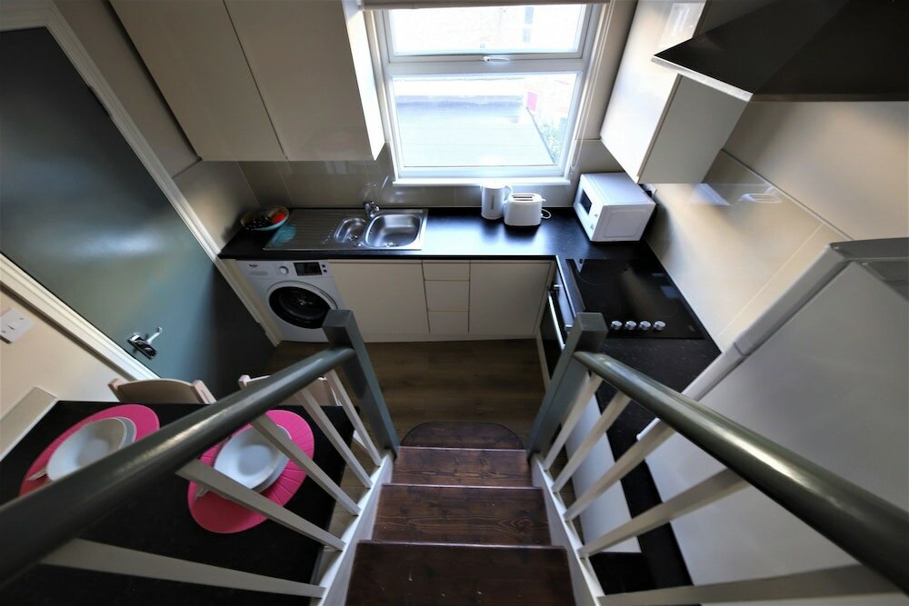 Фото Cj8 Medium Studio