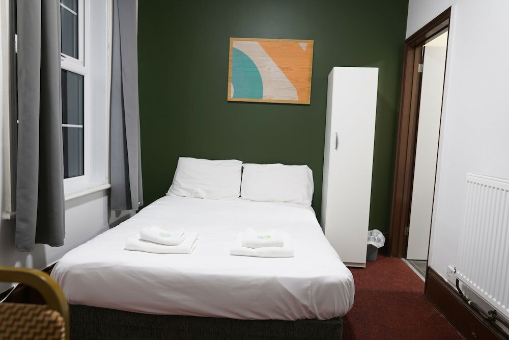 Фото Royal Hotel Kettering