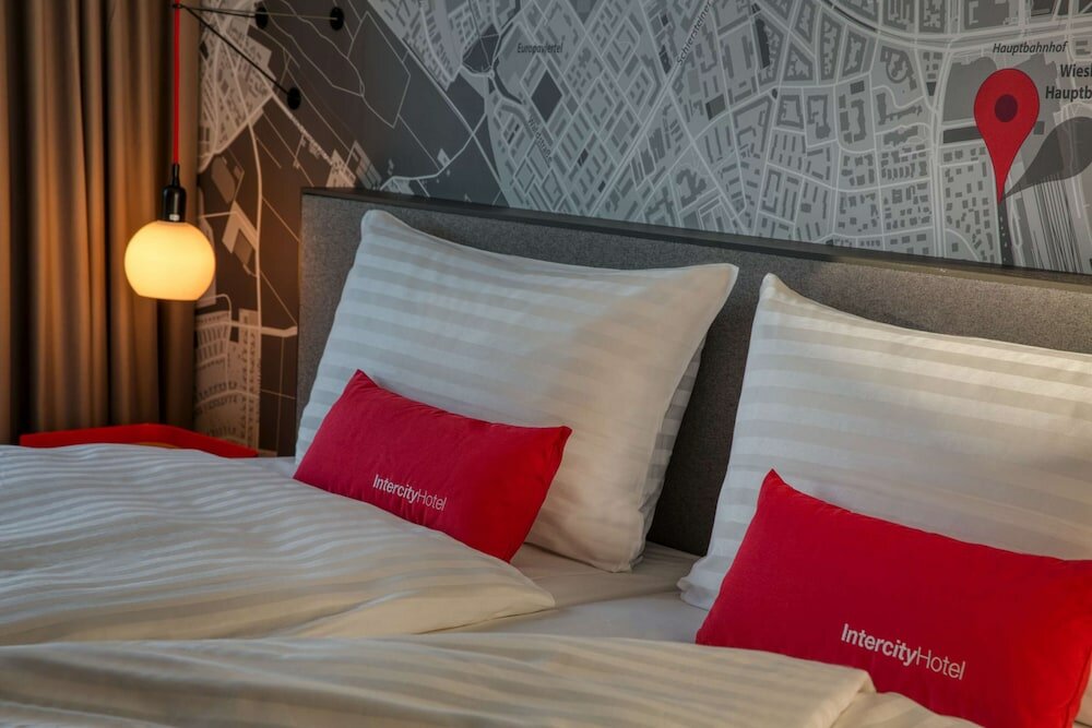 Фото IntercityHotel Wiesbaden