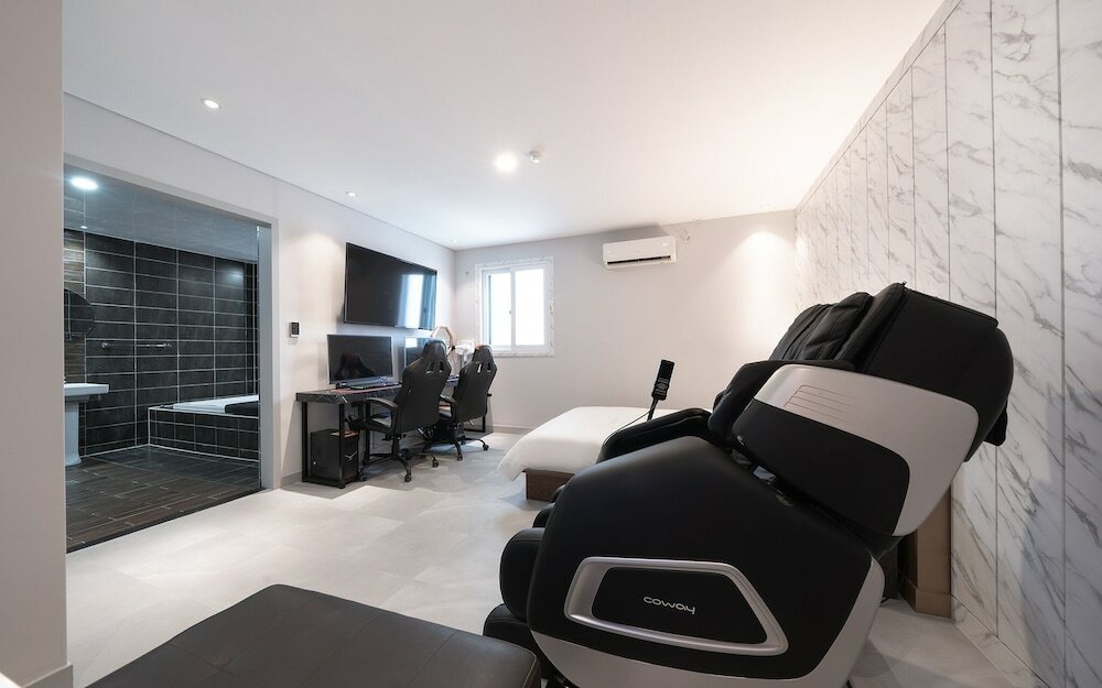 Фото Bucheon Film 372