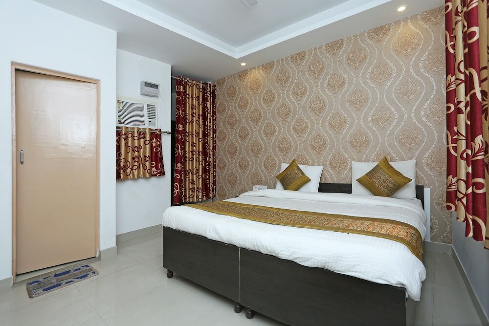 Фото Oyo 11384 Hotel Diamond Star